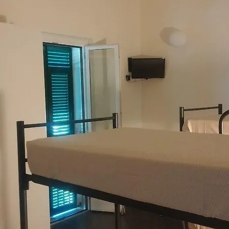 Hostel Hostel Ameglia Ameglia