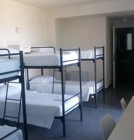 Hostel Ameglia *