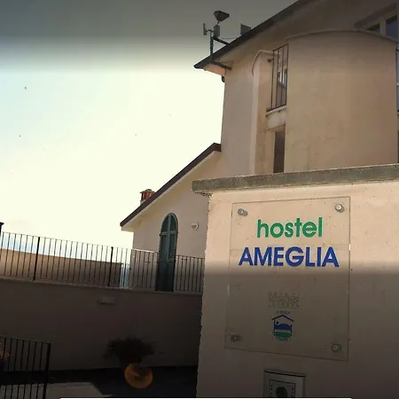 Hostel Ameglia * Ameglia