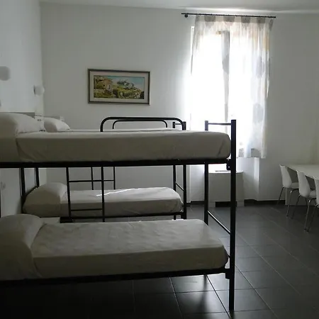 Hostel Hostel Ameglia Ameglia